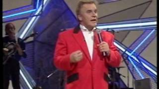 Freddie Starr  his quotVincentquot routine  93 stereo [upl. by Kellie911]