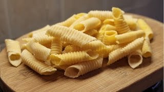 Garganelli alluovo fatti in casaRicetta perfetta [upl. by Lechar]