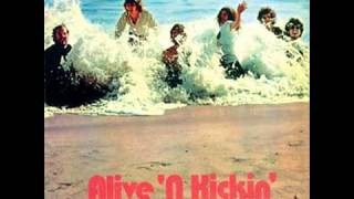 Alive And Kicking  Tighter Tighter 1970 [upl. by Itsim547]