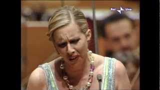 Amarilli Nizza soprano sings quotTu Piccolo Iddioquot Madama Butterfly [upl. by Nueoras810]