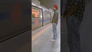 Ishq jagake gal naal lake❤️ love viralvideo romanticsong delhimetro delhimetro [upl. by Pallaton]