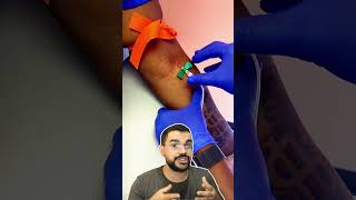 COLETA DE SANGUE COM SCALP enfermagem shorts viral [upl. by Cohen822]