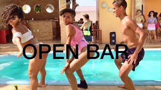 Open Bar  Banda Parangolé [upl. by Anirbed]