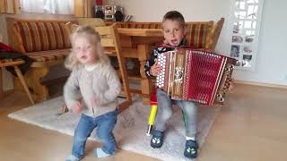 Steirische Harmonika Sternpolka mit Florian 5 Jahre alt [upl. by Ecinev]