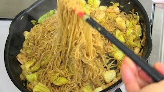 ExtraLarge Instant Yakisoba Noodles [upl. by Aidroc494]