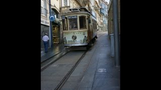 Les murs murs des gens de PortoPorto Juillet Août 20°15PORTO au PORTUGAL [upl. by Behre985]