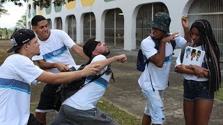 DEFENDENDO A CRUSH DA ESCOLA  TV PARÓDIA [upl. by Read158]