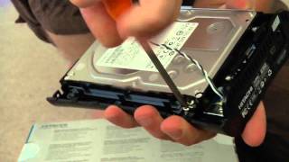 Opening Hitachi XL3000 USB Hard Disk Enclosure [upl. by Eilyac]