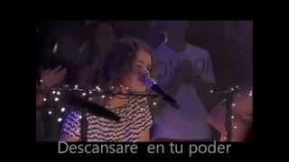 Hillsong United Oceans acoustic sub español oficial [upl. by Inalawi]