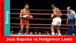 Jose Napoles Mexico vs Hedgemon Lewis USA  Full screen short clip in color Mexico 1974 [upl. by Elvah]