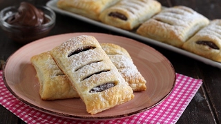 Fagottini di pasta sfoglia alla Nutella [upl. by Nan657]