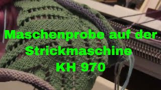 Lochmuster Maschenprobe auf der Brother 970 Strickmaschine [upl. by Nemad]