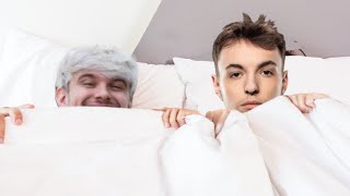 Bizoubalas veut dormir avec Caliste hmmmmMOUAH [upl. by Eyllek206]