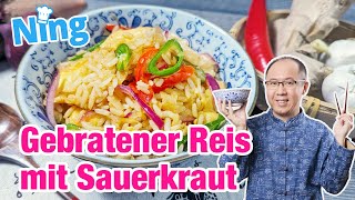 Chinesische Hausmannskost Gebratener Reis mit Sauerkraut [upl. by Ganley]