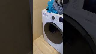 BEKO WASHER DRYER JUMPING WITH 5L BOTTLE whirlpooladdict [upl. by Nidroj53]