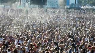 England fans celebrate 1st goal at hyde park against Croatia [upl. by Yebot726]