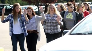 Fmr Sandy Hook teacher on Oregon shooting quotChoosin [upl. by Cordie74]