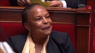 Taubira fait rire lAssemblée en ironisant sur Ciotti [upl. by Duwad135]