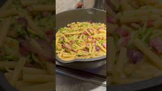 La pasta con zucchine e pancetta Pasta with courgettes and bacon pastarecipe pastaesay ricetta [upl. by Gnirol]