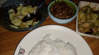 Yummy Dinner Meal Crispy Fried DiliGinisang Repolyo with Egg at Cucumber Sa Suka [upl. by Qulllon]