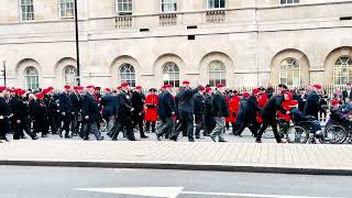 Beautiful Moments Next To The Horse Guards [upl. by Jermain]