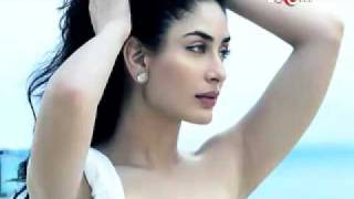 Farhan Akhtar chooses Kareena Kapoor over Priyanka Chopra [upl. by Nosittam]