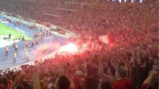 die Luft brennt in Berlin  Pyrotechnik  Relegation Fortuna Düsseldorf in Berlin [upl. by Groh]