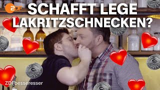 Lakritz Love Sebastian wickelt Flo mit Lakritzschnecken um den Finger [upl. by Anoyi579]