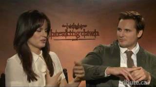 Elizabeth Reaser amp Peter Facinelli Interview  The Twilight Saga Breaking Dawn  Part 1 [upl. by Kimberli52]