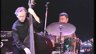 Eliane Elias Jack Dejohnette e Marc Johnson  Desafinado  Heineken Concerts 96 [upl. by Yleoj]