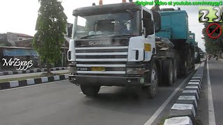 Scania Heavy Haulage Transporting Link Belt Mobile Crane [upl. by Bobette913]