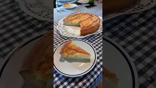 fetta di crostata con crema pasticcera ricotta cedro candito ed essenza di millefiori [upl. by Kipp]