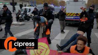 REPLAY  Blocage des ChampsÉlysées par « Dernière Rénovation » [upl. by Ninos]