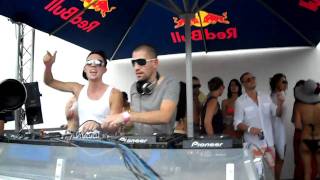 Dimitri Vegas amp Like Mike Live  The Gansevoort Hotel in Miami 9510 [upl. by Nalliuq]