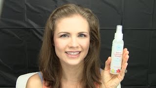 The Honest Company Conditioning Detangler Spray Demo and Review [upl. by Raynah]