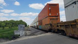 SPEED BNSF Hotshot Intermodal absolutely flying 70mph on Chillicothe sub [upl. by Anneirb]