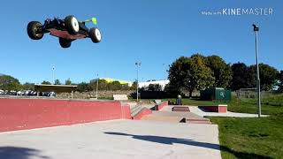 Thunder Tiger EB4 S2 brushless at the skatepark [upl. by Aniuqaoj590]