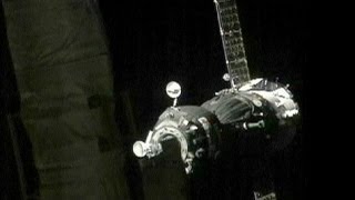 Soyuz chega à ISS em menos de seis horas [upl. by Lhamaj]