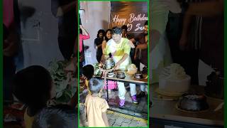 Nuv emi peda manchi pani chesav ani birthdaycelebration birthday cake love [upl. by Swayder]