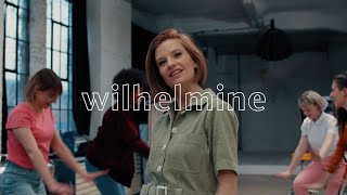 Wilhelmine  Komm wie du bist Offizielles Video mit Lyrics [upl. by Even65]