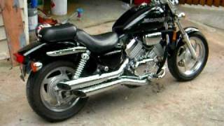 Biels Honda Magna VF750 [upl. by Salmon]