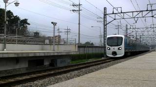 Incheon Metro EMU type 1000s arrival at Gyulhyeon station [upl. by Ennayk]