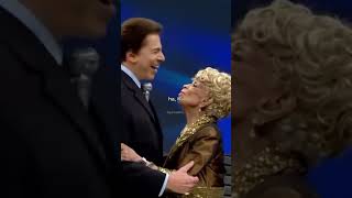 Silvio Santos beijando Dercy Gonçalves ❤️ RIP silviosantos rip dercygolncalves [upl. by Sunev]