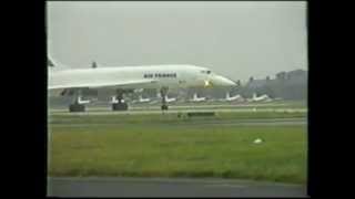 RAF Finningley AIrshow 1992 Air France Concorde Departingavi [upl. by Junina]