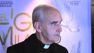 Entrevista al sacerdote Pedro de la Herran [upl. by Attenaej]