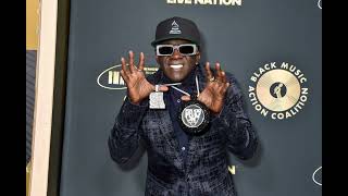 Flavor Flav Celebrates 4 Years of Sobriety Pays for Therapy App Subscriptions for World Mental H [upl. by Arries10]