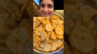 Kareena Kapoors Favourite Banana Chips Recipe shorts youtubeshorts shortvideo viral trending [upl. by Lurlene]