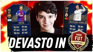 MESSI TOTY E RONALDO TOTY DISTRUGGONO IL FUT CHAMPIONS  FIFA 18 [upl. by Craner535]