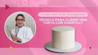 Técnica para cubrir una torta con crema Chantilly [upl. by Carli]