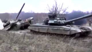 Russian tanks T90 and American tank M1 Abrams in grueling struggle with mud [upl. by Thesda546]